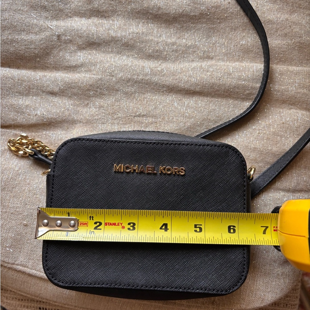 Michael Kors Mini Bag - Picture 3 of 11